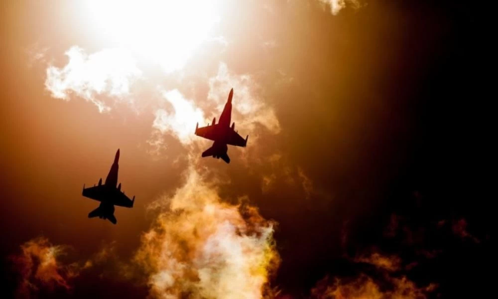 Νέο μπαράζ τουρκικών παραβιάσεων πάνω από το Αιγαίο την Τετάρτη